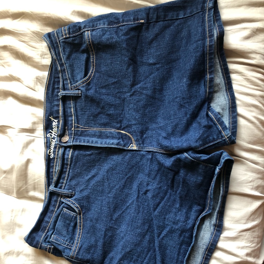 Old Navy Sweet Heart Jean Shorts